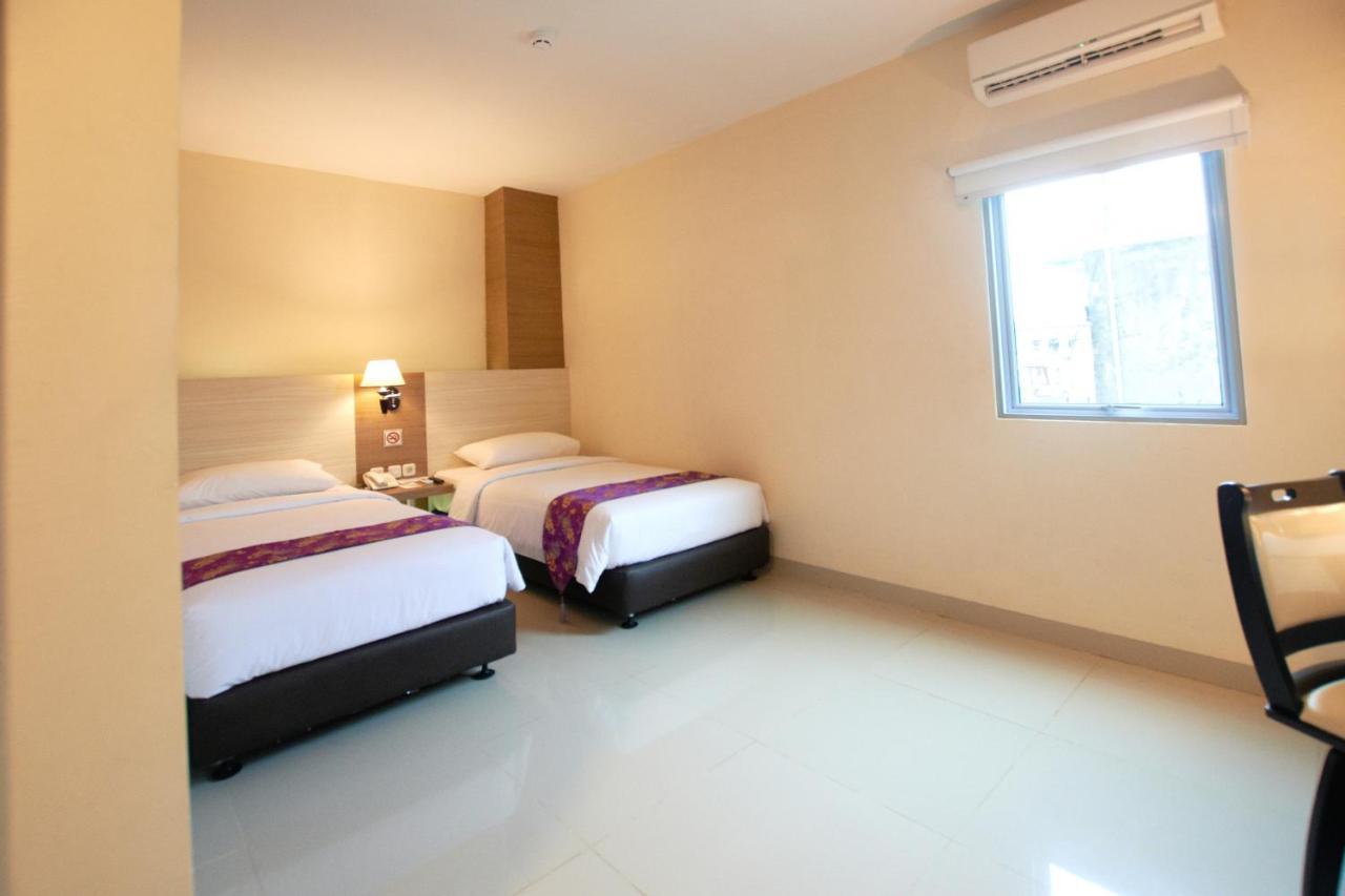 Winstar Hotel Pekanbaru Εξωτερικό φωτογραφία