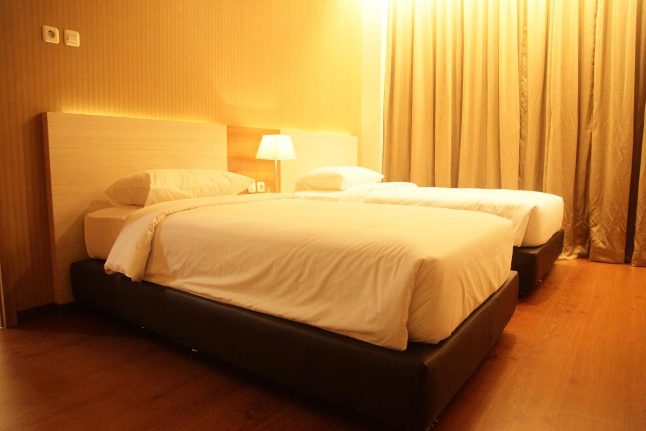 Winstar Hotel Pekanbaru Εξωτερικό φωτογραφία