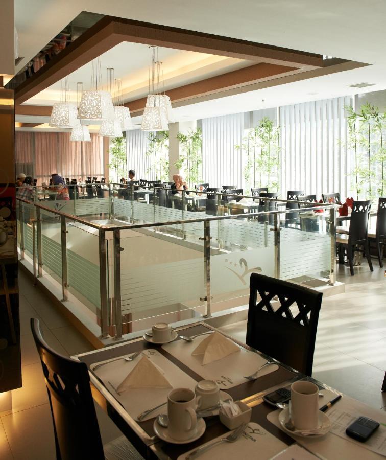Winstar Hotel Pekanbaru Εξωτερικό φωτογραφία