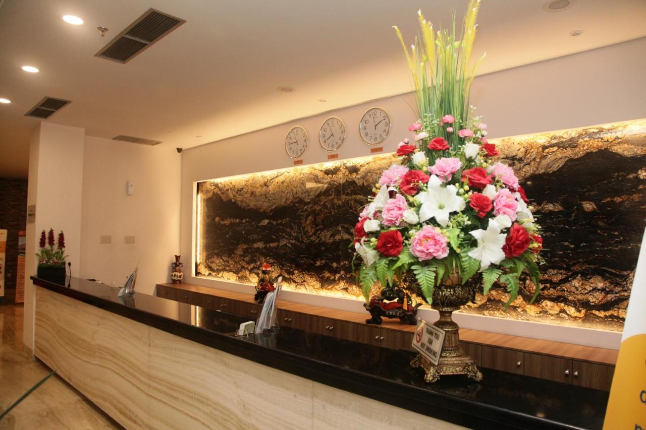 Winstar Hotel Pekanbaru Εξωτερικό φωτογραφία