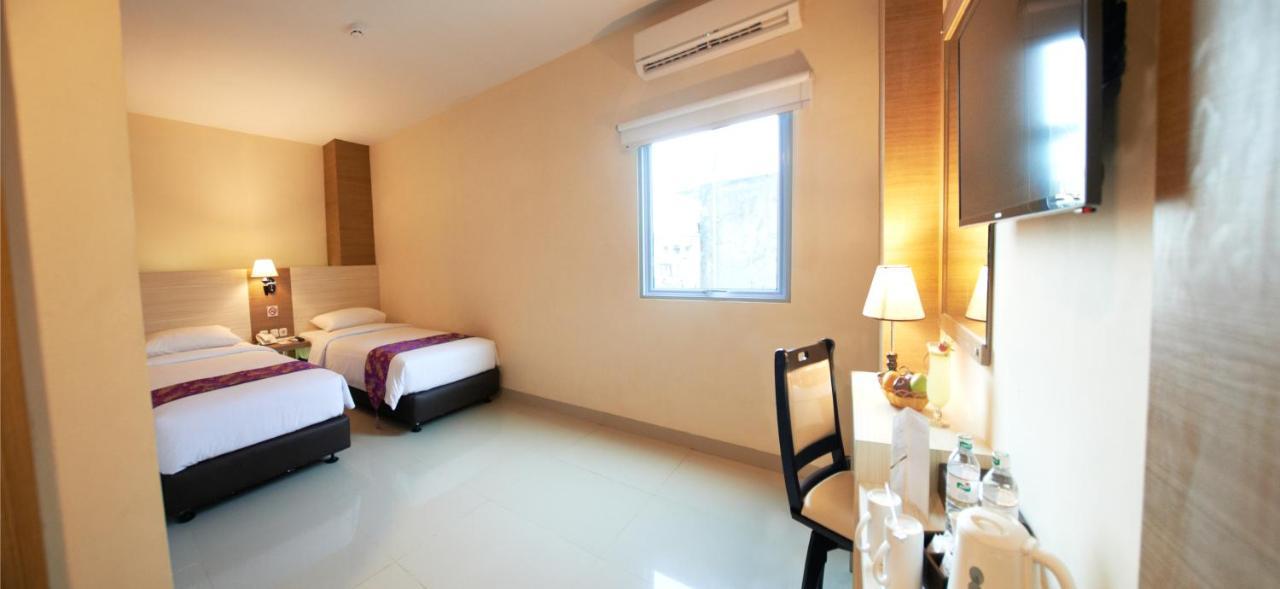 Winstar Hotel Pekanbaru Εξωτερικό φωτογραφία