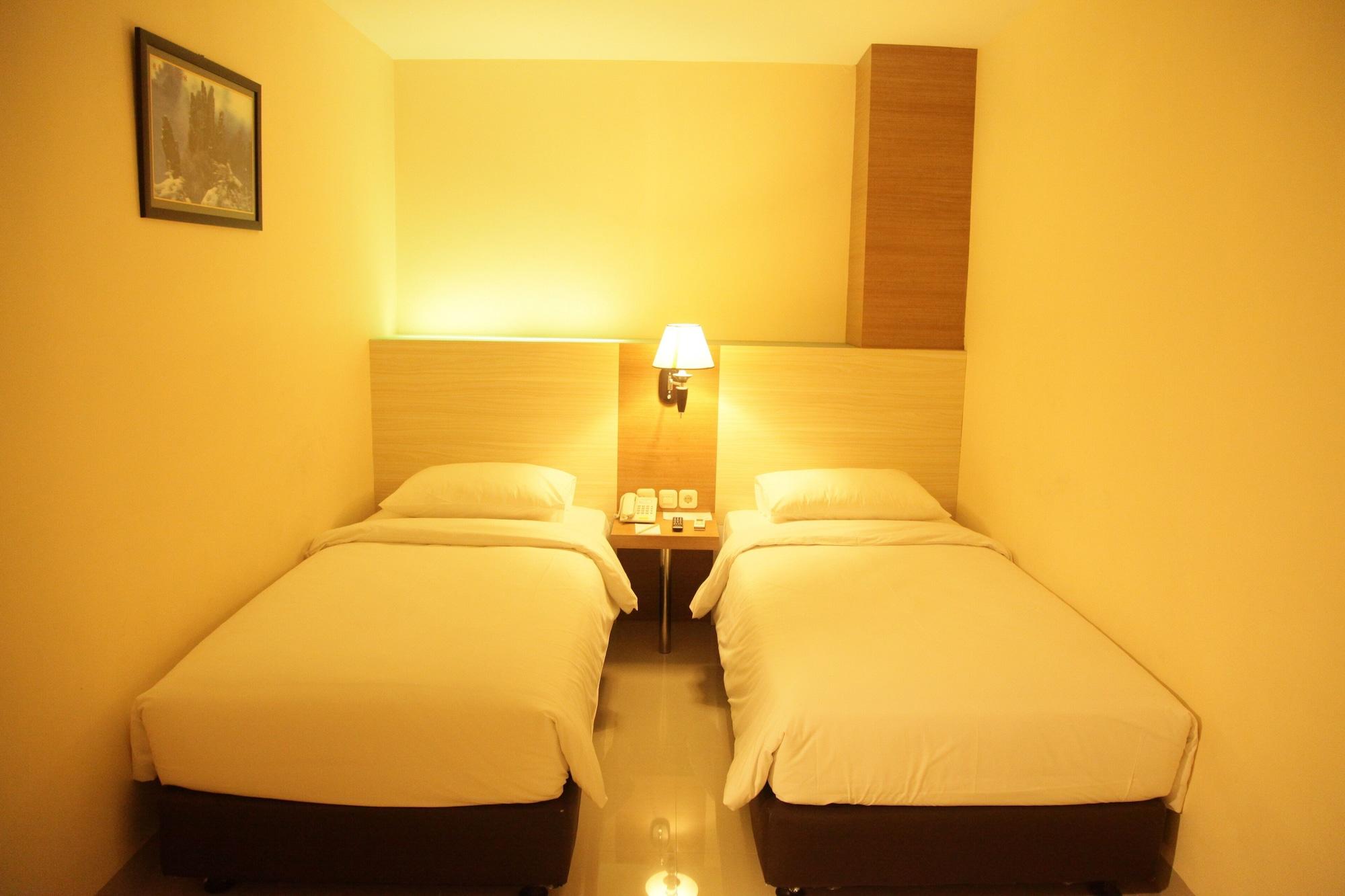 Winstar Hotel Pekanbaru Εξωτερικό φωτογραφία